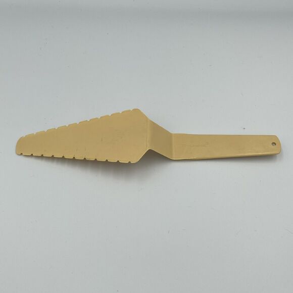 Vintage Tupperware Almond PIE SERVER 10.5" Cake Knife Gadget Pastry Cutter 1228 - Picture 5 of 7